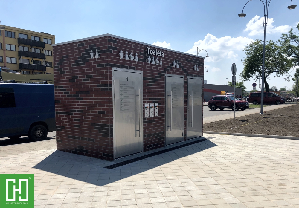 Automatyczna toaleta publiczna Papilio Trio Klinkier w Lubinie przy ul. Kolejowej