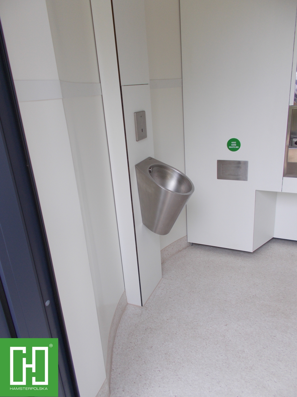 Automatyczna toaleta publiczna Pegasus UNO Struktura w Nowym Tomyślu